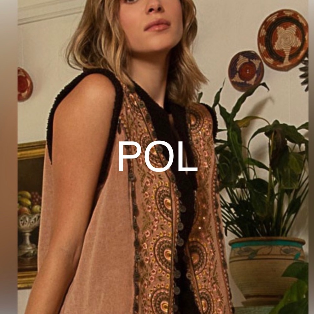 B11P🤎POL perfect faux shearling brown vest w/amazing embroidery+faux fur… - Picture 3 of 14